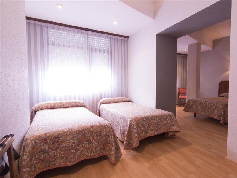 Unzaga Plaza 3* Éibar