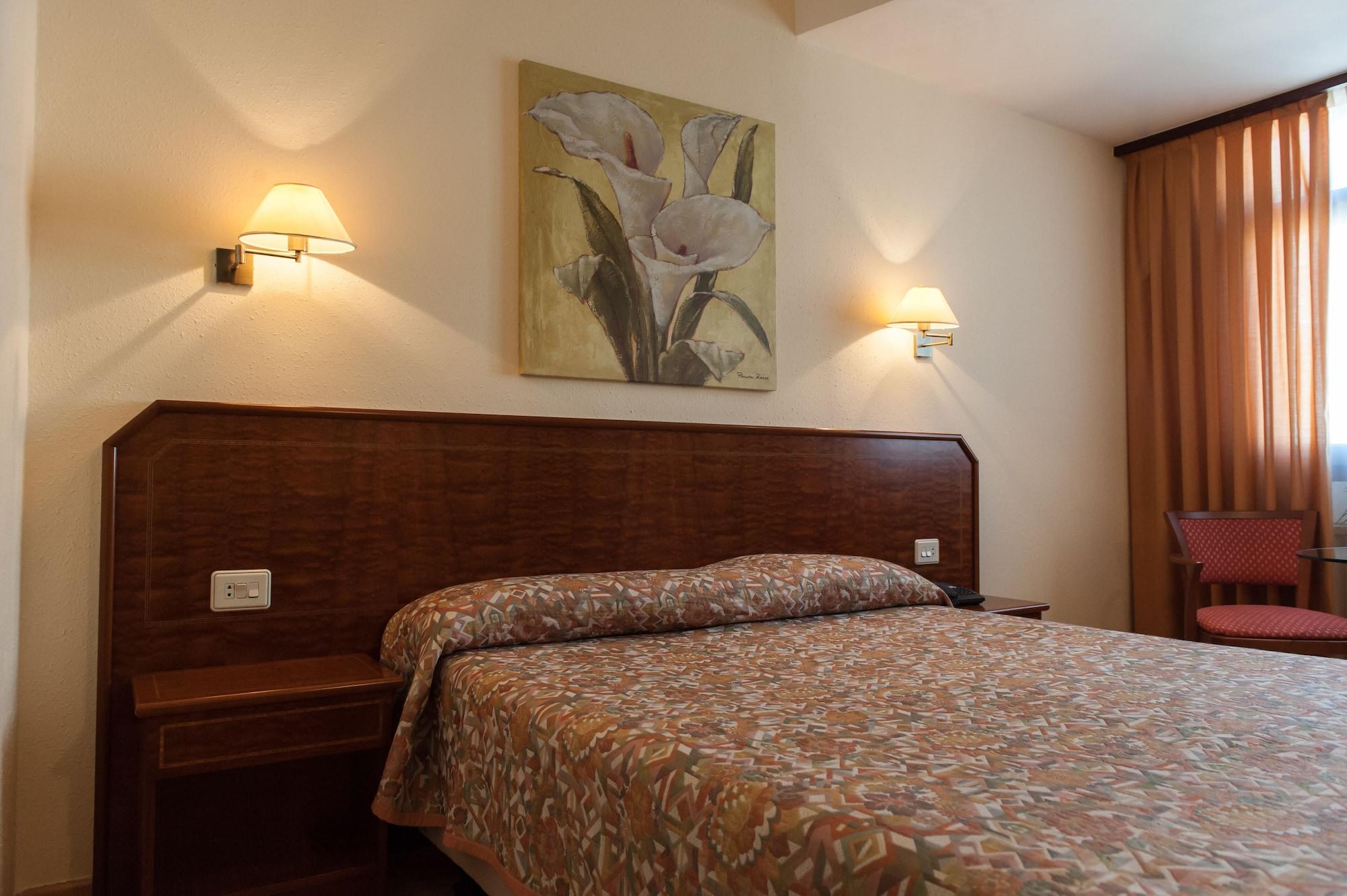 Unzaga Plaza Hotel Éibar