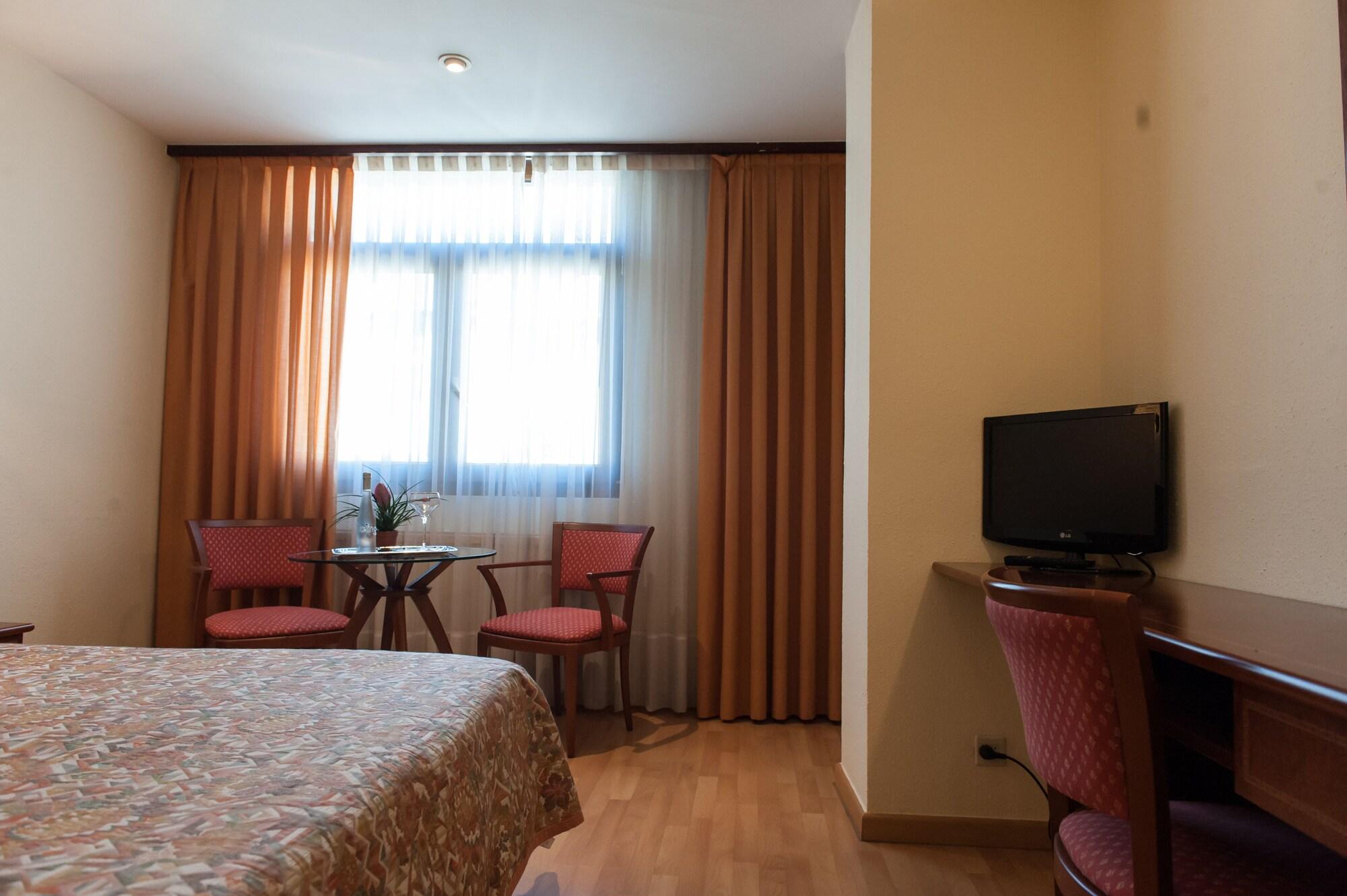 Hotel Unzaga Plaza Éibar