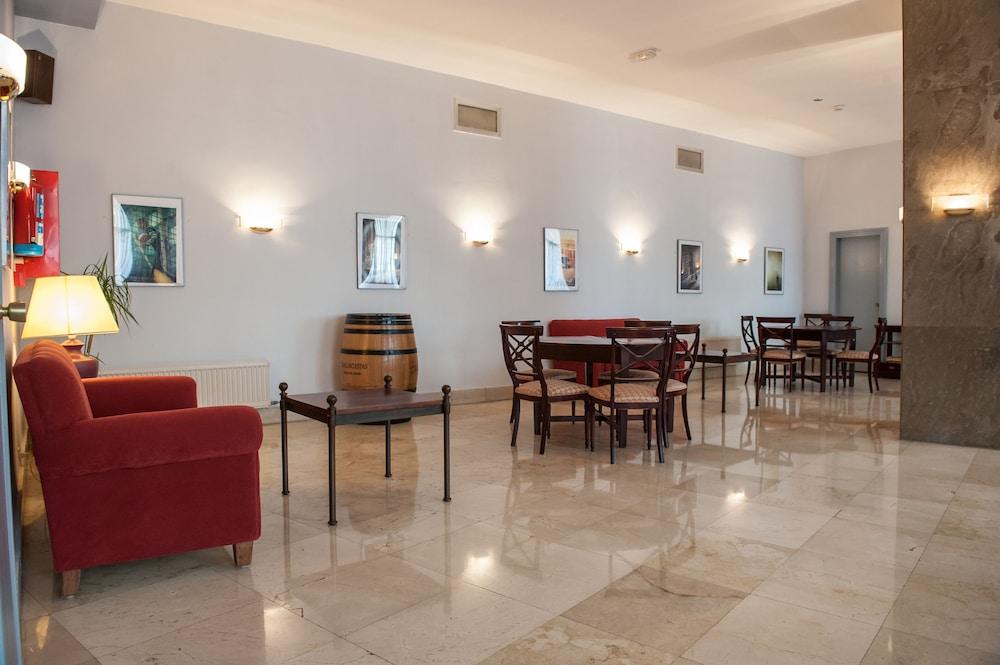 Hotel Unzaga Plaza