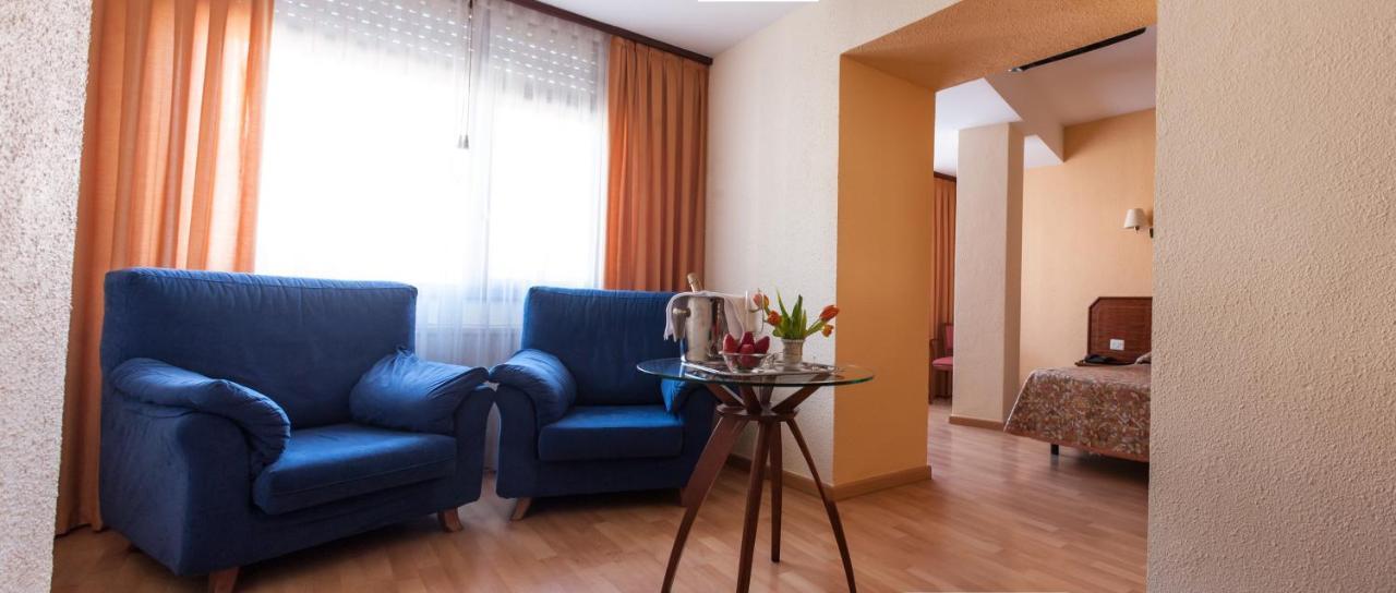 Unzaga Plaza 3* Éibar