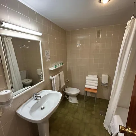Hotel Unzaga Plaza Eibar Exterior photo